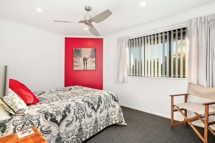 267 Fairway Drive Kamo_12