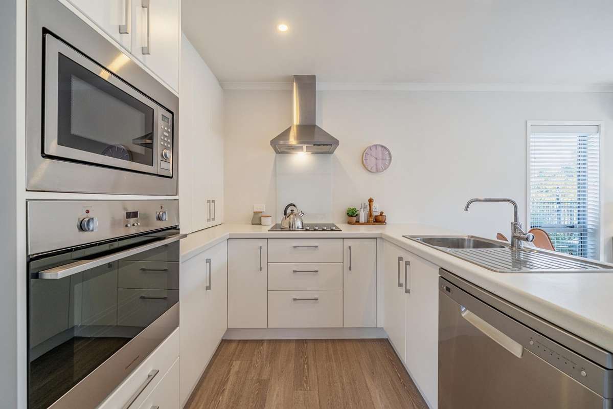 92 Sunstone Crescent_2