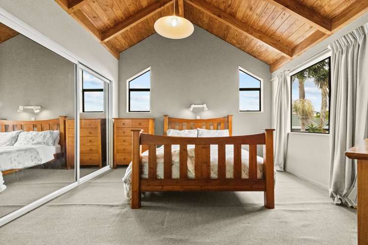 102 Rhinevale Close Henderson_16