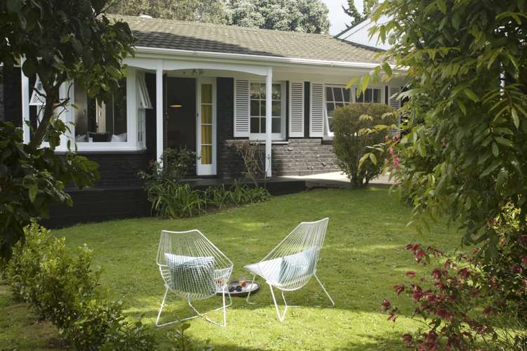 2/45a Asquith Avenue Mount Albert_0