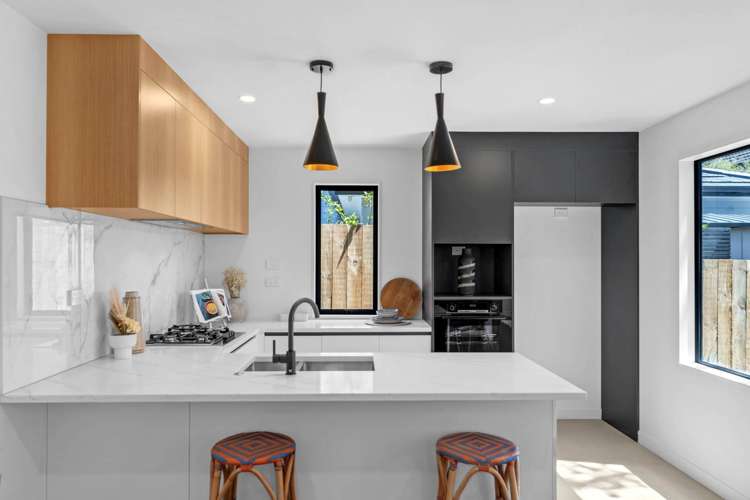 21d County Road Torbay_3