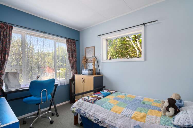 4 Balmoral Place Stoke_12