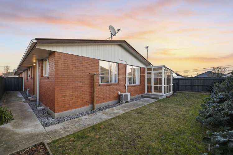 2/7 Ontario Place Wainoni_17