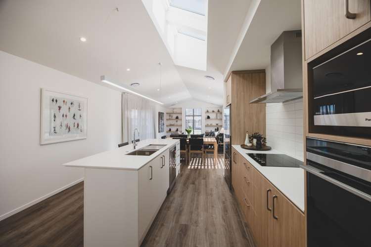 1 Pinn Street Lake Hawea_10