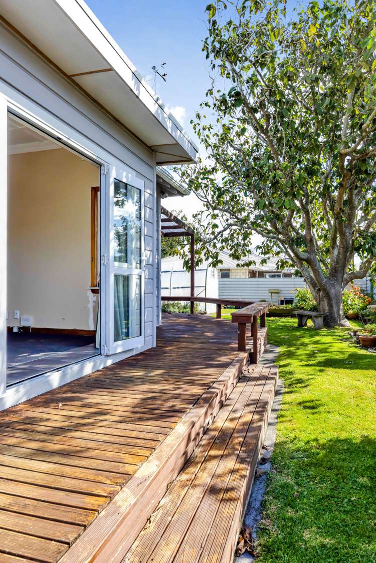 51 Dixon Avenue Hawera_24