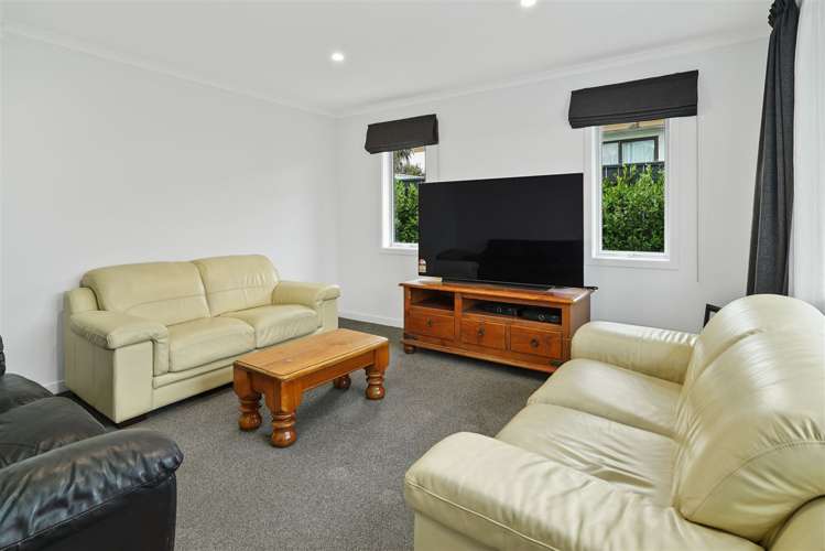 18a Maitland Avenue Stoke_4