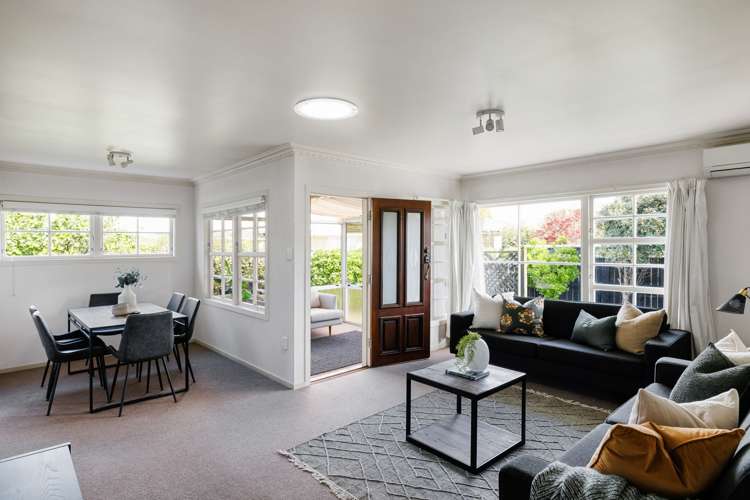 86 Sandwich Road Saint Andrews_3