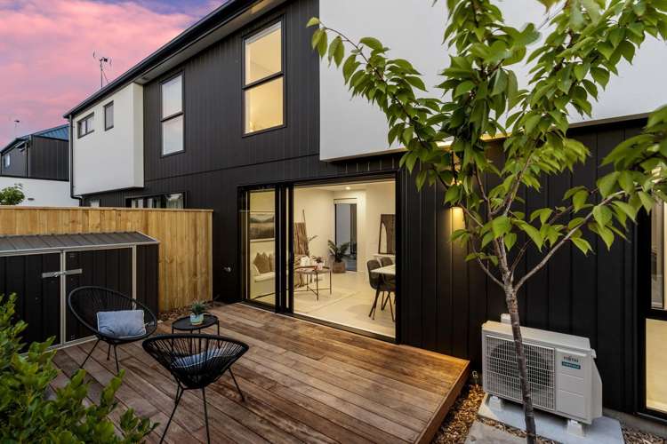 2/49 Laurence Street Waltham_12