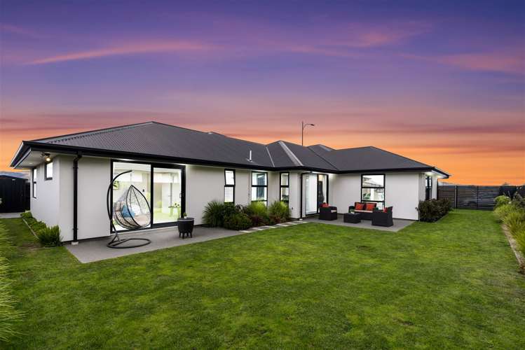 69 Southfield Drive Lincoln_18