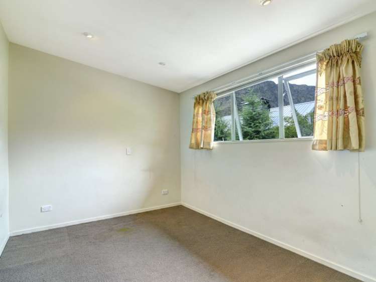 8a Maple Court Arthurs Point_11