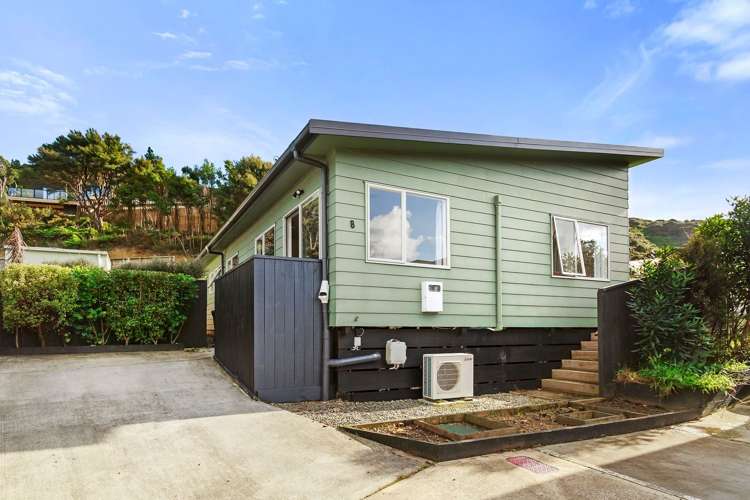 8 Hastings Grove Wainuiomata_9