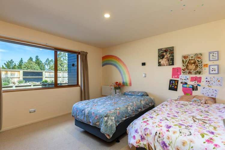 66 Fairbourne Drive Fairhall_18
