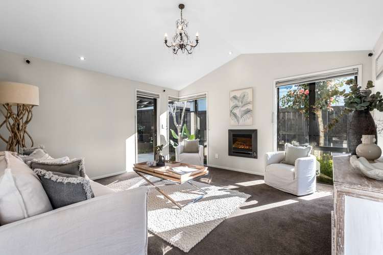 43 Bellbird Rise Pyes Pa_11