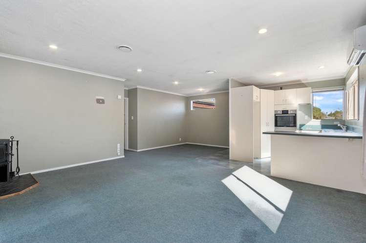 14b Woodend Road Woodend_4