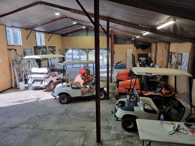 143 Hall Road Rukuhia_4