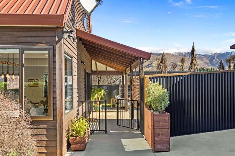 3 Mount Iron Drive Wanaka_20