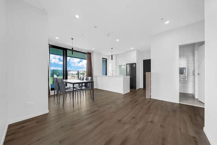 102/12 Barrack Road Mt Wellington_3