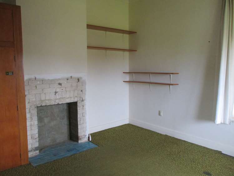 27 Naish Street Balclutha_13