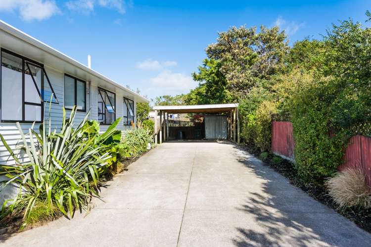 10 Taipari Road Te Atatu Peninsula_25