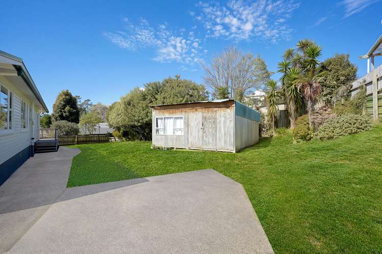 46 Lowtherhurst Road Massey_15