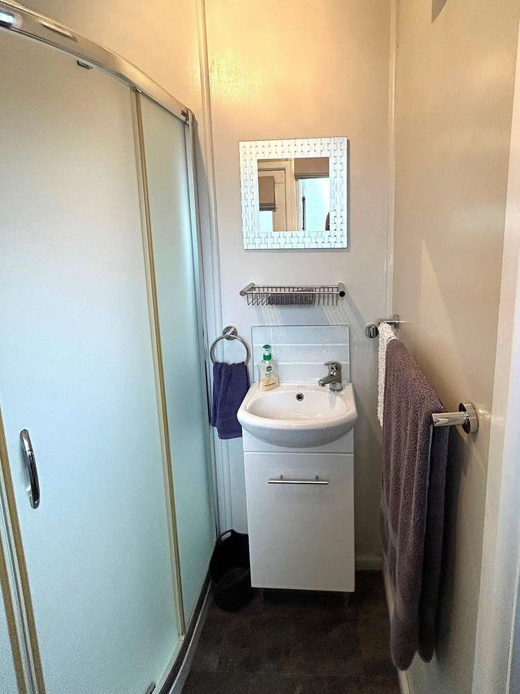 77 Bledisloe Street Kurow_14