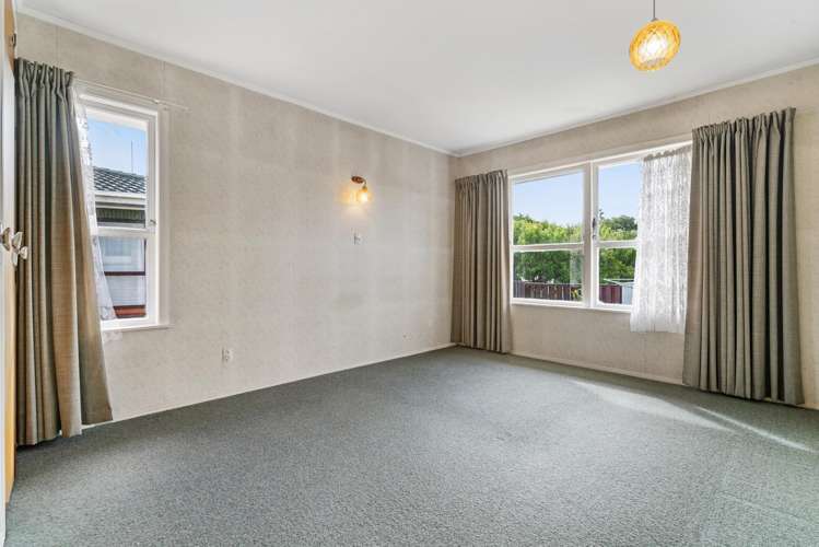 42 Ray Small Drive Pahurehure_5