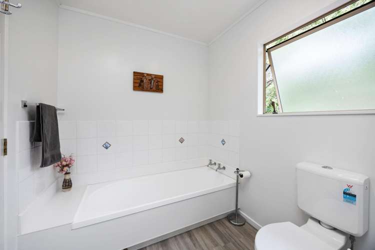 54C Pleasant Road Glen Eden_16