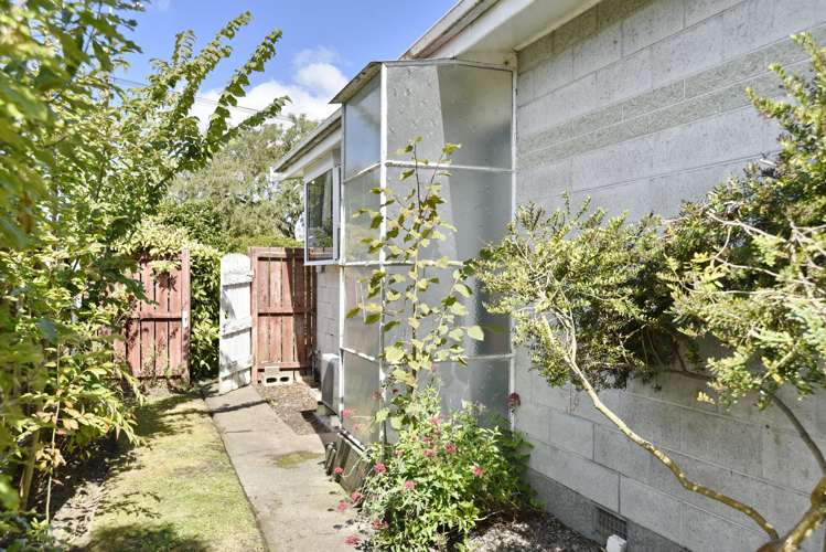 1/33 Prestons Road Redwood_18