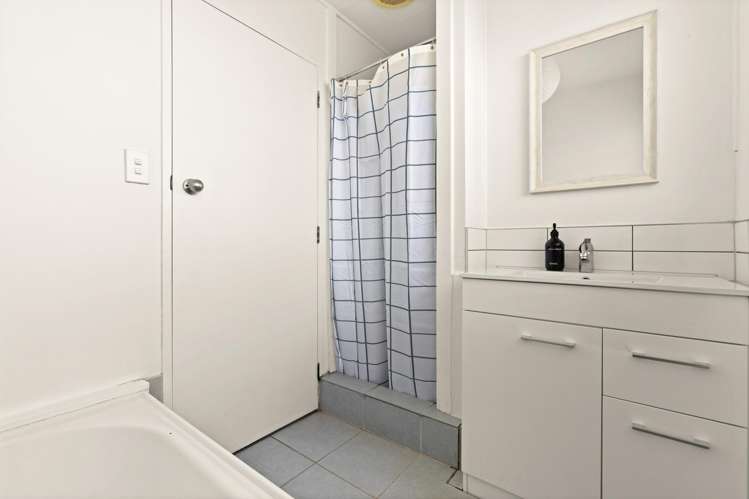 17 Lander Street Flaxmere_9