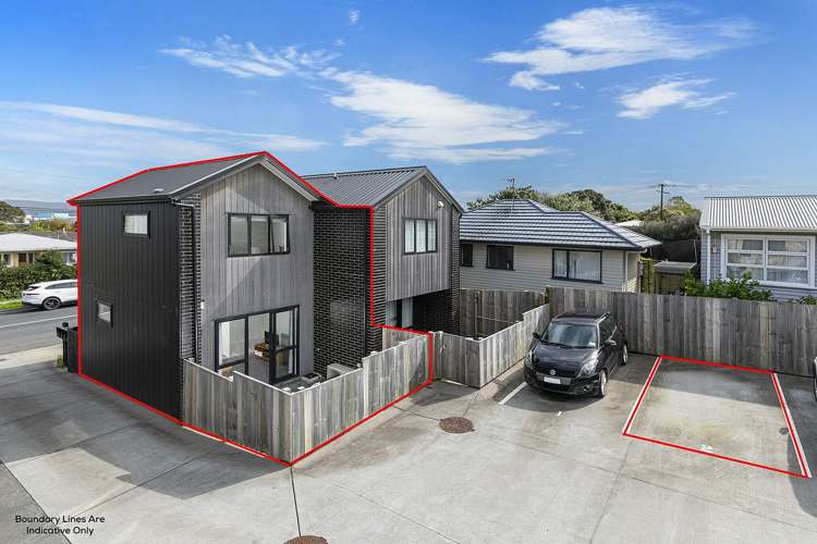 2/63 Taikata Road Te Atatu Peninsula_1