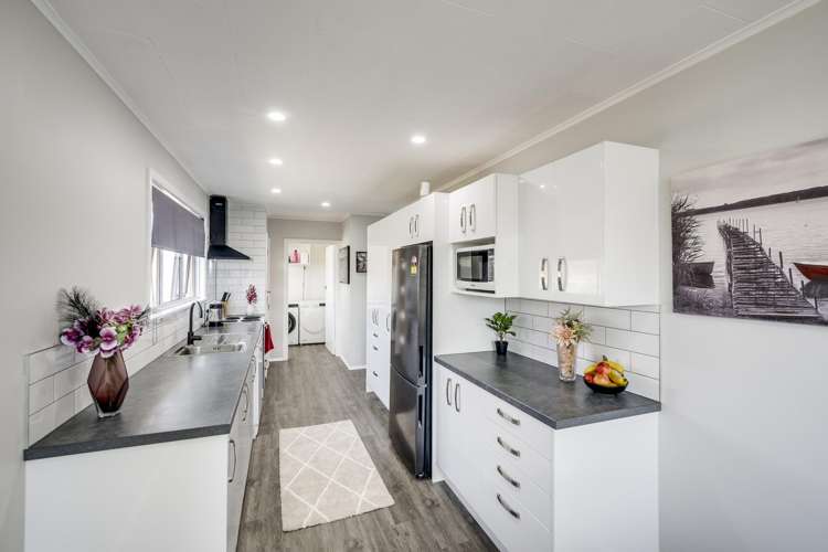 69 Clarence Cox Crescent_5