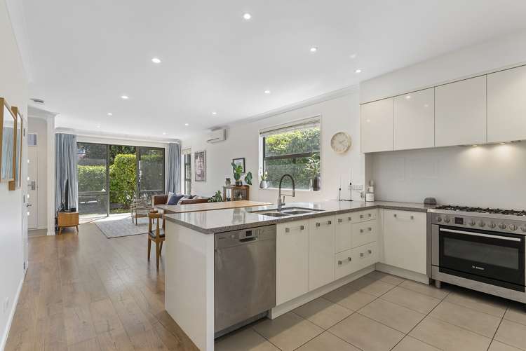 86 Barbarich Drive Stonefields_5