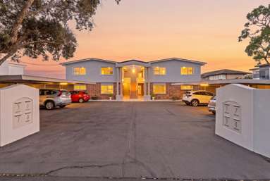 5/241 Hurstmere Road_4