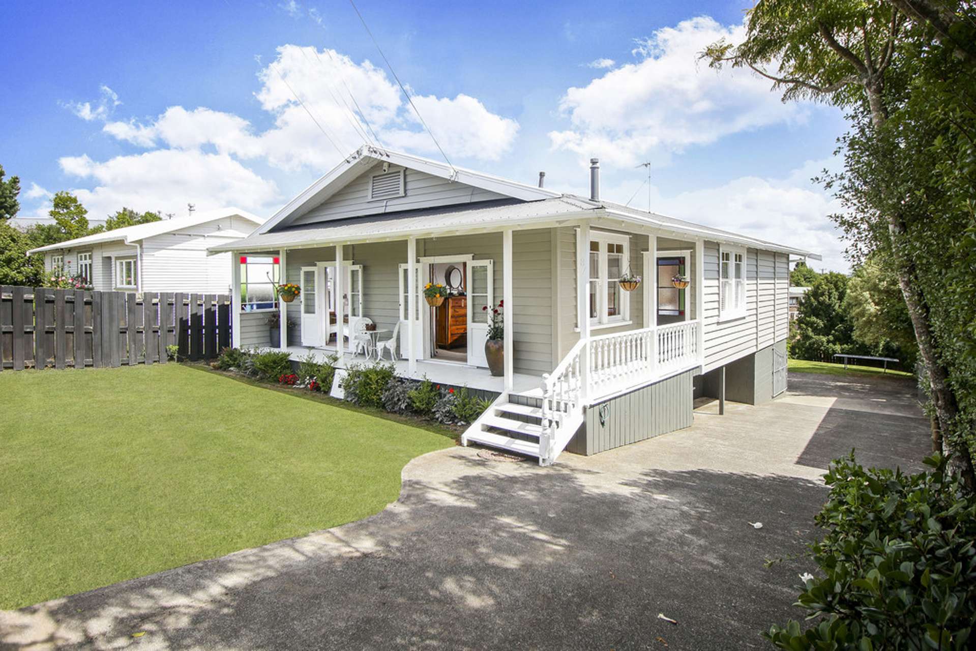 87 Golf Road New Lynn_0