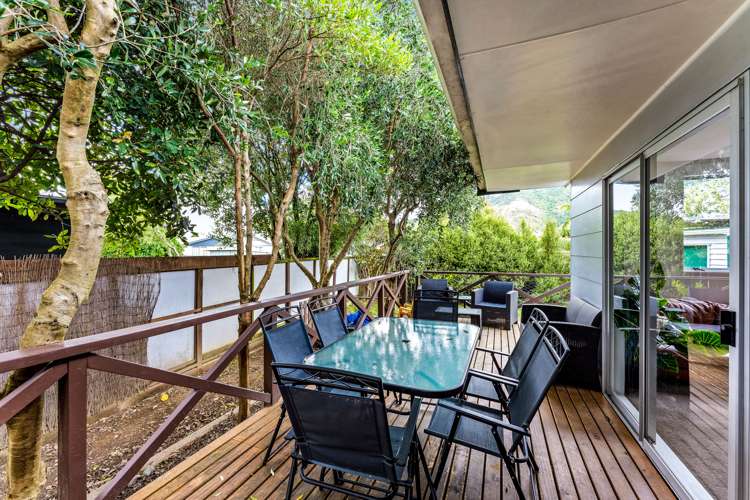 11 Akron Grove Totara Park_11