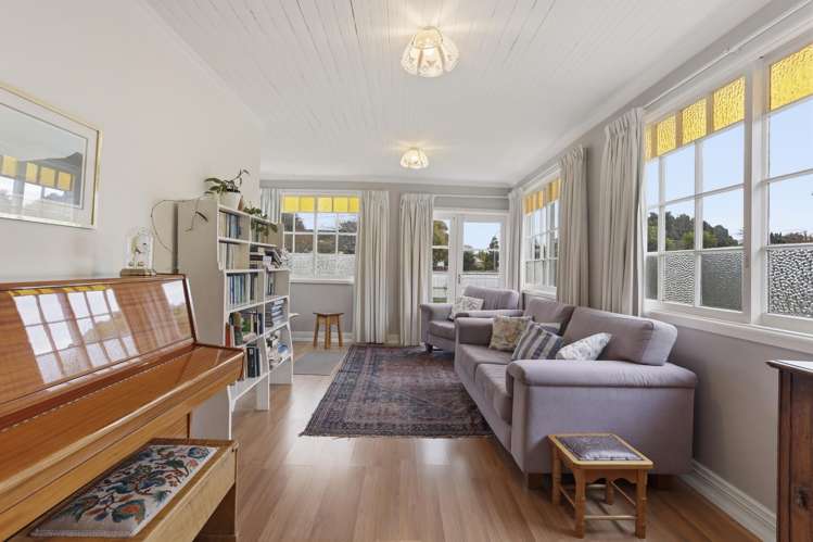 47 Pitcairn Crescent Bryndwr_6