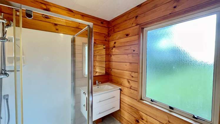 26 Cliff Road Torbay_11