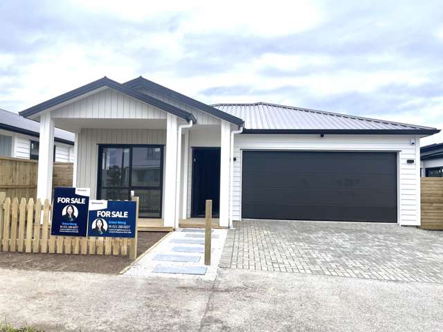 Gorgeous New Home - Walk to Schools