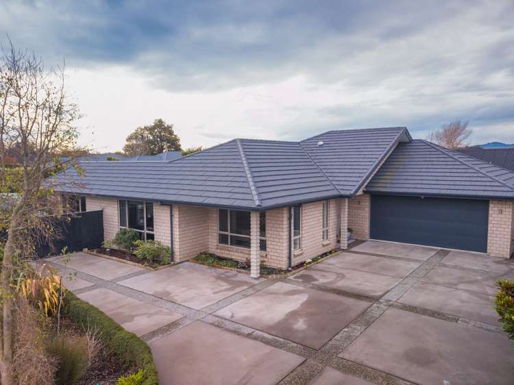 23 Vernon Drive Lincoln_25