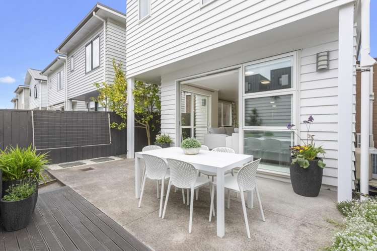 2 Kotuku Lane Hobsonville Point_5