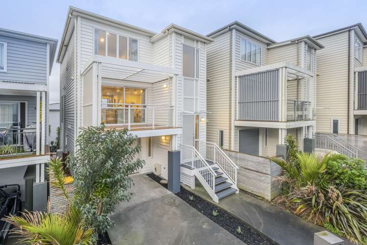 9 Panakenake Way Flat Bush_1