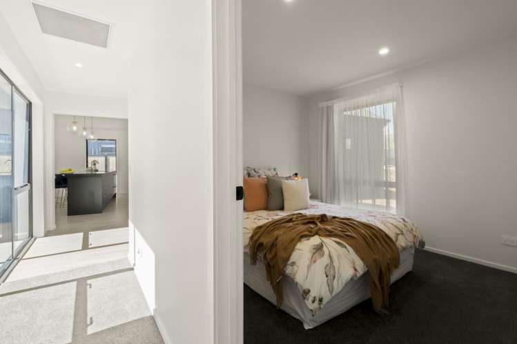 85 Magnum Drive Cromwell_10