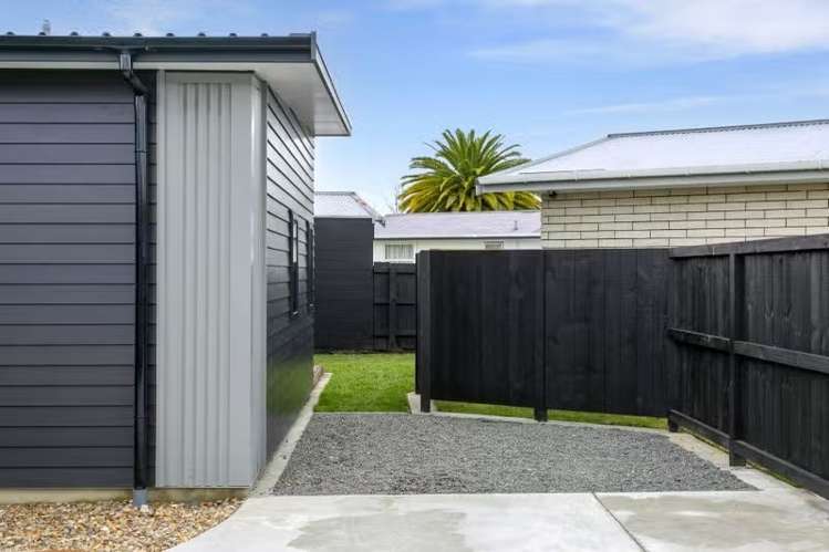  2/74 Hinemoa Avenue Taupō_21