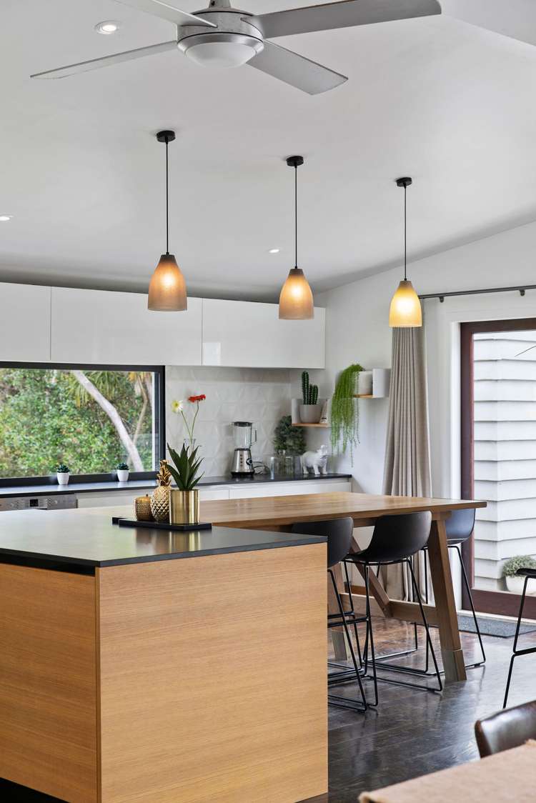 166 Godley Road Titirangi_11