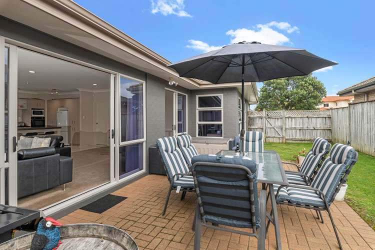 13 Stranraer Crescent Wattle Downs_16