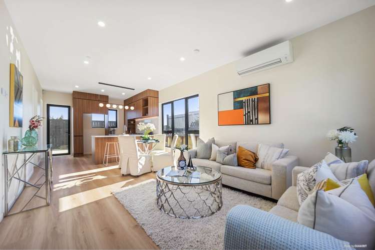 45A&B Commodore Drive_3