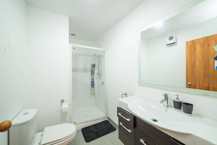 1/7 Kiely Lane Queenstown_11