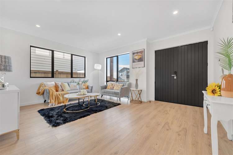 84 Koromeke Street Flat Bush_1