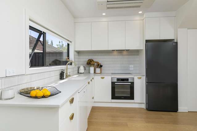 70A Neil Avenue Te Atatu Peninsula_4