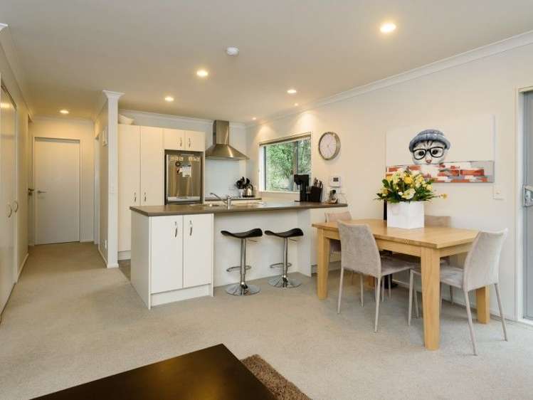 5d Stephen Street Johnsonville_4